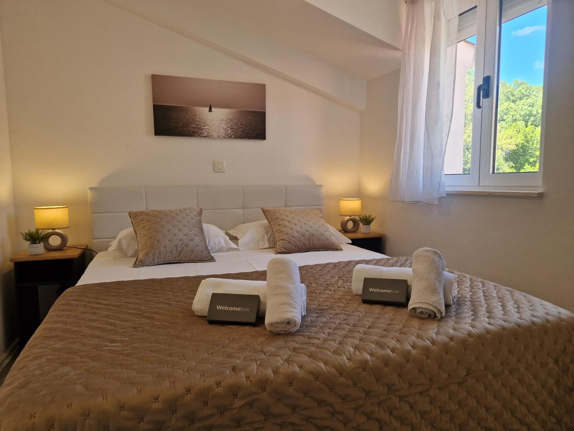 Apartments Mb Kaštela Esterno foto